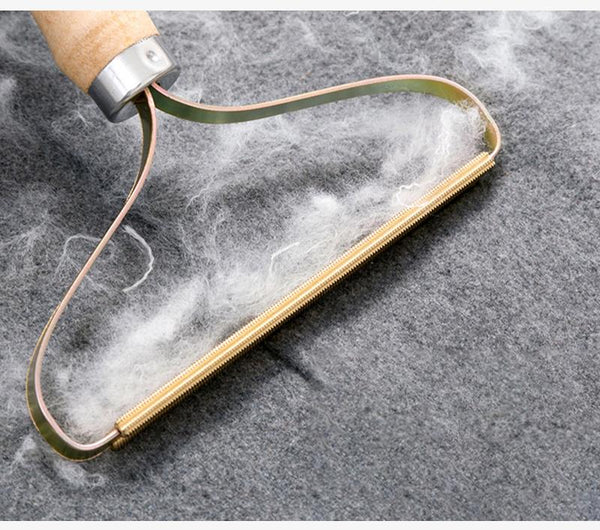Wood Lint and Fuzz Remover
