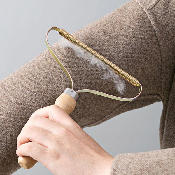 Wood Lint and Fuzz Remover