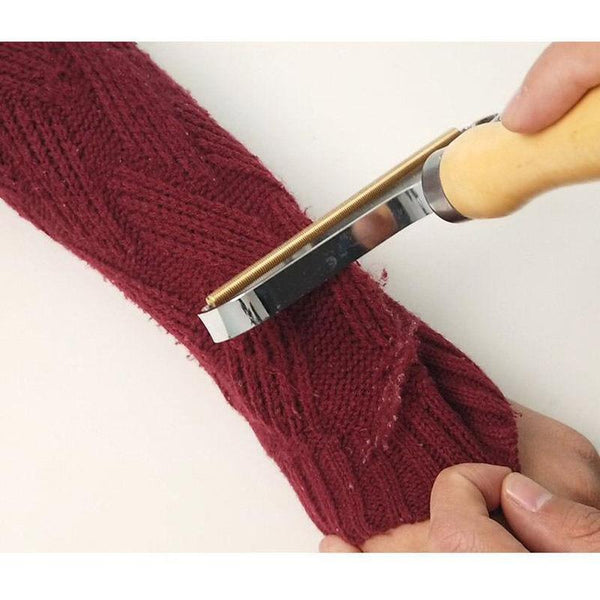 Wood Lint and Fuzz Remover